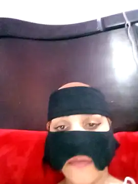 Snapshot of SandyAmr chatting on February 16, 7:26 am SandyAmr online show from February 16, 7:26 am