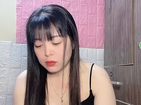 Butterfly kee online show from December 17, 2:23 pm