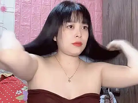 Butterfly kee online show from December 19, 2:24 pm