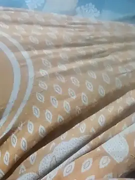 Hot-joyaa online show from November 11, 3:45 pm