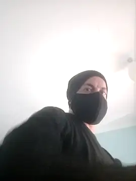 Snapshot of Imyourguy2025 chatting on October 23, 12:59 pm Imyourguy2025 online show from October 23, 12:59 pm