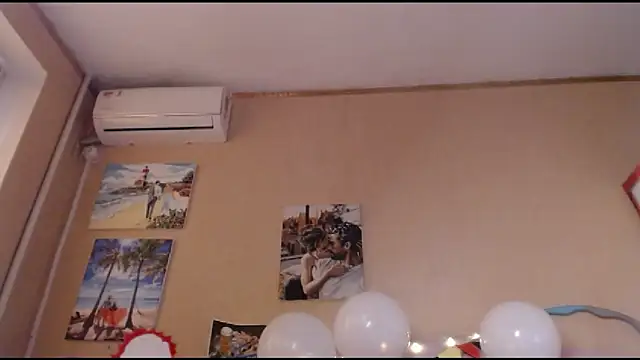 GloriaUpperLove online show from September 25, 6:17 am