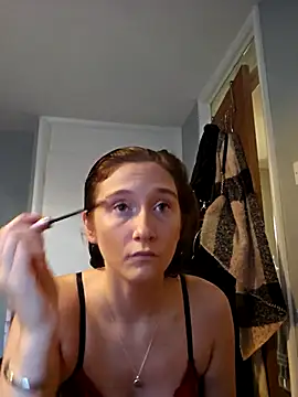 Snapshot of SashaBabyxx chatting on November 21, 8:35 am SashaBabyxx online show from November 21, 8:35 am