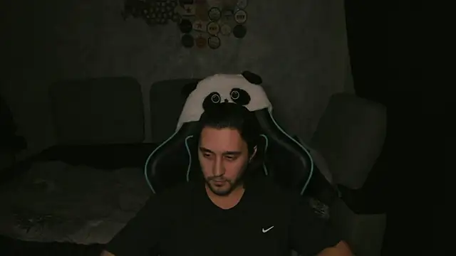 Pohyi  online show from March 7, 2:36 pm