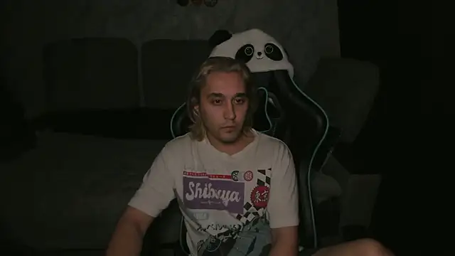 Pohyi  online show from March 13, 3:29 pm