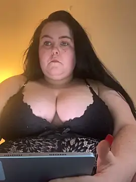 Maya 29x online show from March 6, 5:09 pm