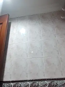 Carriata larry online show from November 1, 3:52 am