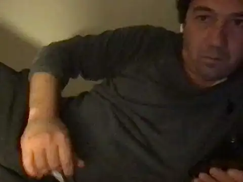 Snapshot of Sokingensoki chatting on November 22, 8:19 pm Sokingensoki online show from November 22, 8:19 pm