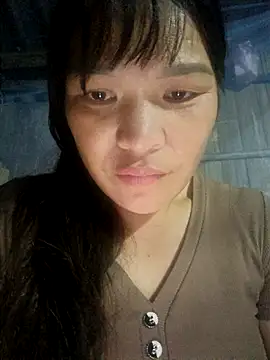 Snapshot of chipu06 chatting on November 3, 1:23 pm chipu06 online show from November 3, 1:23 pm