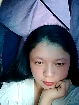 Snapshot of lisa-bae00 chatting on October 26, 9:48 am lisa-bae00 online show from October 26, 9:48 am