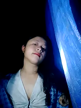 Snapshot of lisa-bae00 chatting on October 31, 10:00 pm lisa-bae00 online show from October 31, 10:00 pm