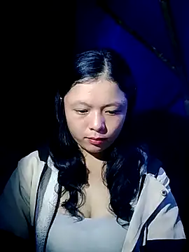 Snapshot of lisa-bae00 chatting on November 5, 11:21 am lisa-bae00 online show from November 5, 11:21 am