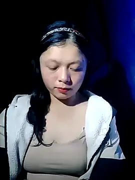 Snapshot of lisa-bae00 chatting on November 6, 11:33 am lisa-bae00 online show from November 6, 11:33 am