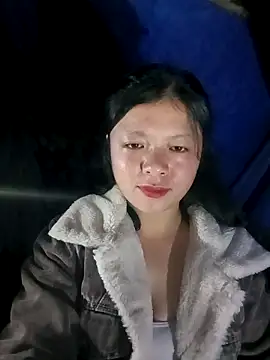 Snapshot of lisa-bae00 chatting on November 14, 10:29 pm lisa-bae00 online show from November 14, 10:29 pm