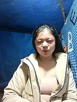 Snapshot of lisa-bae00 chatting on November 20, 10:20 pm lisa-bae00 online show from November 20, 10:20 pm