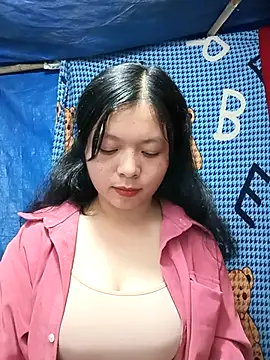 Snapshot of lisa-bae00 chatting on November 26, 10:16 am lisa-bae00 online show from November 26, 10:16 am