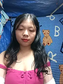 Snapshot of lisa-bae00 chatting on November 27, 10:28 am lisa-bae00 online show from November 27, 10:28 am