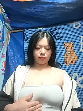 Snapshot of lisa-bae00 chatting on November 27, 10:34 pm lisa-bae00 online show from November 27, 10:34 pm