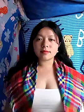 lisa-bae00 online show from March 1, 12:40 pm