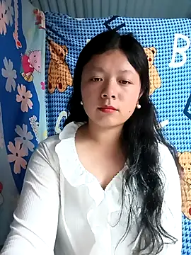 lisa-bae00 online show from April 26, 2:04 pm
