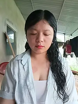 Snapshot of lisa-bae00 chatting on May 16, 10:36 am lisa-bae00 online show from May 16, 10:36 am