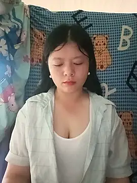 Snapshot of lisa-bae00 chatting on May 19, 11:22 pm lisa-bae00 online show from May 19, 11:22 pm
