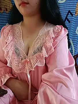 Snapshot of lisa-bae00 chatting on June 6, 12:05 am lisa-bae00 online show from June 6, 12:05 am