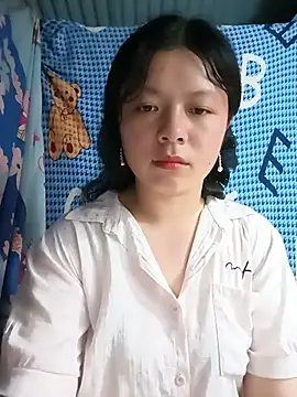 Snapshot of lisa-bae00 chatting on June 20, 12:41 pm lisa-bae00 online show from June 20, 12:41 pm