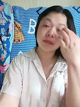 Snapshot of lisa-bae00 chatting on June 29, 11:27 pm lisa-bae00 online show from June 29, 11:27 pm