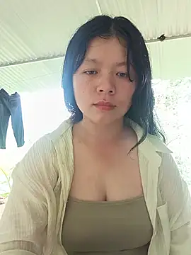 Snapshot of lisa-bae00 chatting on July 5, 5:47 am lisa-bae00 online show from July 5, 5:47 am