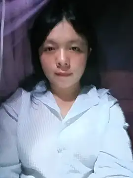 Snapshot of lisa-bae00 chatting on July 6, 12:57 pm lisa-bae00 online show from July 6, 12:57 pm