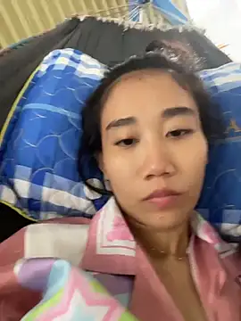 Snapshot of Candy_111 chatting on December 4, 6:01 am Candy 111 online show from December 4, 6:01 am