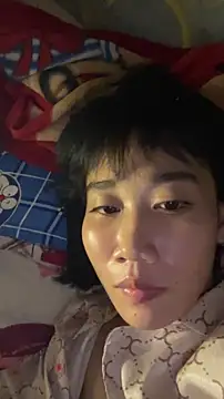 Snapshot of Candy_111 chatting on December 18, 5:19 pm Candy 111 online show from December 18, 5:19 pm