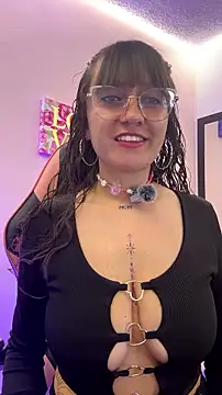 Snapshot of Pinkvixen69 chatting on July 24, 5:11 pm Pinkvixen69 online show from July 24, 5:11 pm