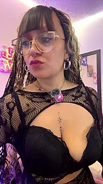Snapshot of Pinkvixen69 chatting on July 31, 5:01 pm Pinkvixen69 online show from July 31, 5:01 pm