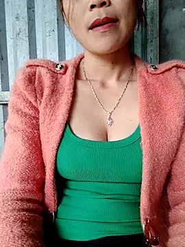 Snapshot of Bear_bear0 chatting on November 1, 12:23 am Bear bear0 online show from November 1, 12:23 am