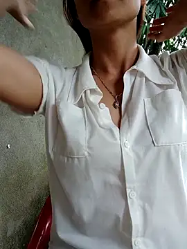 Snapshot of Bear_bear0 chatting on November 10, 2:54 am Bear bear0 online show from November 10, 2:54 am