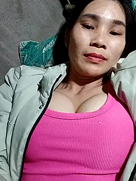 Snapshot of Bear_bear0 chatting on November 24, 2:28 pm Bear bear0 online show from November 24, 2:28 pm