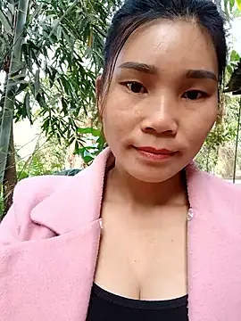 Snapshot of Bear_bear0 chatting on December 1, 1:21 am Bear bear0 online show from December 1, 1:21 am