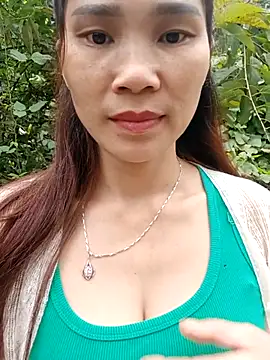 Snapshot of Bear_bear0 chatting on December 14, 2:50 am Bear bear0 online show from December 14, 2:50 am