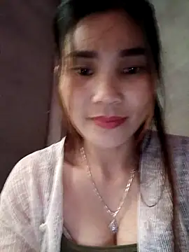 Snapshot of Bear_bear0 chatting on December 15, 3:00 am Bear bear0 online show from December 15, 3:00 am