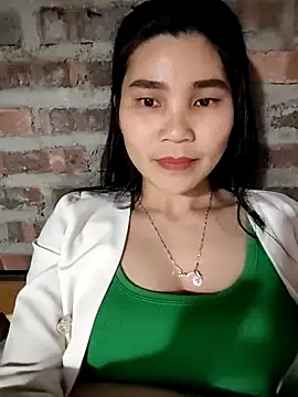 Bear bear0 online show from February 13, 2:46 pm