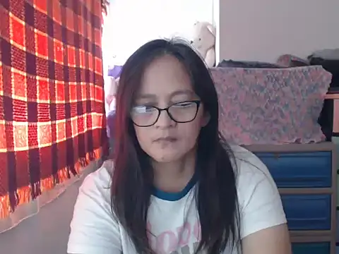 Snapshot of Kinkybela2025 chatting on January 8, 1:30 am Kinkybela2025 online show from January 8, 1:30 am