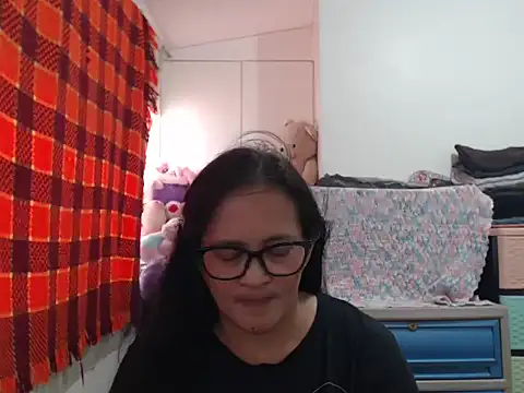 Snapshot of Kinkybela2025 chatting on January 16, 3:54 am Kinkybela2025 online show from January 16, 3:54 am