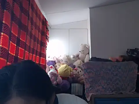 Snapshot of Kinkybela2025 chatting on February 1, 5:17 am Kinkybela2025 online show from February 1, 5:17 am