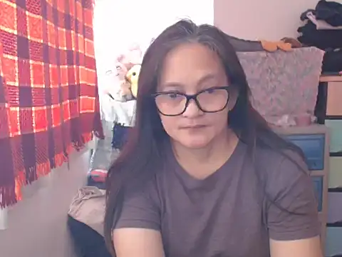 Snapshot of Kinkybela2025 chatting on March 9, 2:37 am Kinkybela2025 online show from March 9, 2:37 am