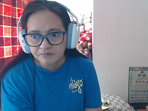 Snapshot of Kinkybela2025 chatting on July 27, 12:50 am Kinkybela2025 online show from July 27, 12:50 am