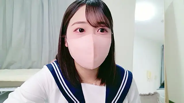 Snapshot of yui_chan00 chatting on April 1, 8:04 am yui chan00 online show from April 1, 8:04 am