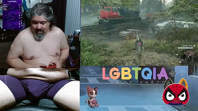 geekycastillo online show from October 31, 5:08 am