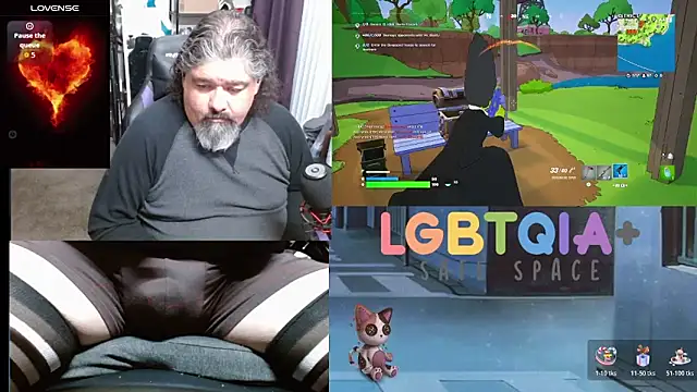 geekycastillo online show from November 4, 4:00 am